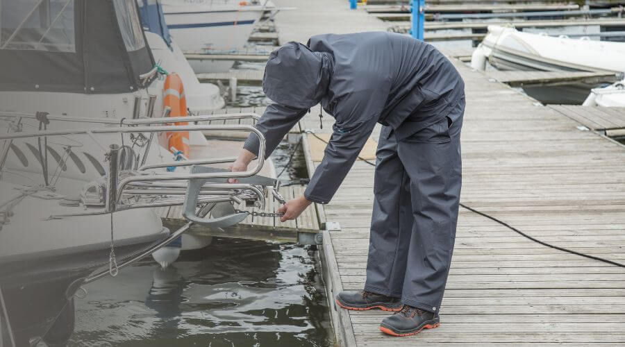 Why choose Rapid Flow Team for water damage restoration in Palmdale